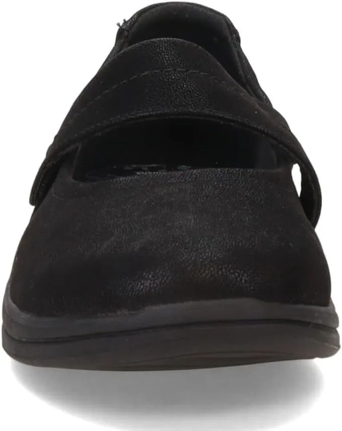 Clarks Women's Breeze Mary Jane Flat