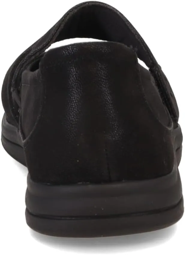 Clarks Women's Breeze Mary Jane Flat