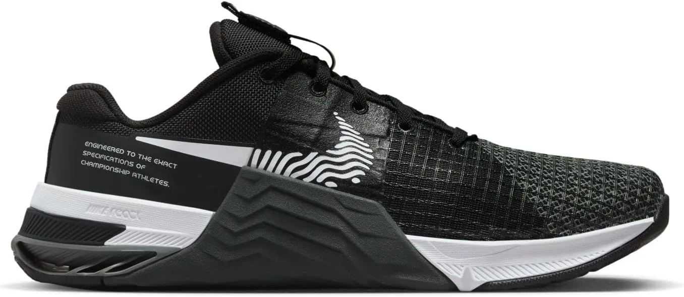 NIKE Men's Flat Sneaker, 0