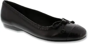 Rose Petals Women's Fame Flat