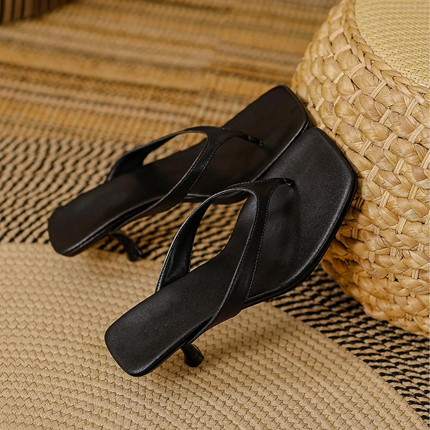 Women'S Leather Kitten Heel Flip Flops Summer Square Open Toe Slip-On High Heel Clip Toe Sandals Leisure Beach Parties Slide Sandals
