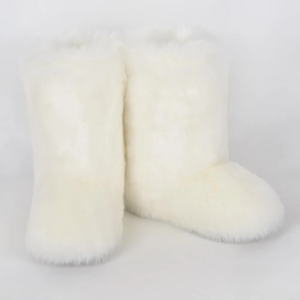 ZSGYCHCY Women's Faux Fur Boots Winter Fuzzy Fluffy Warm Furry Snow Boots Flat Shoes